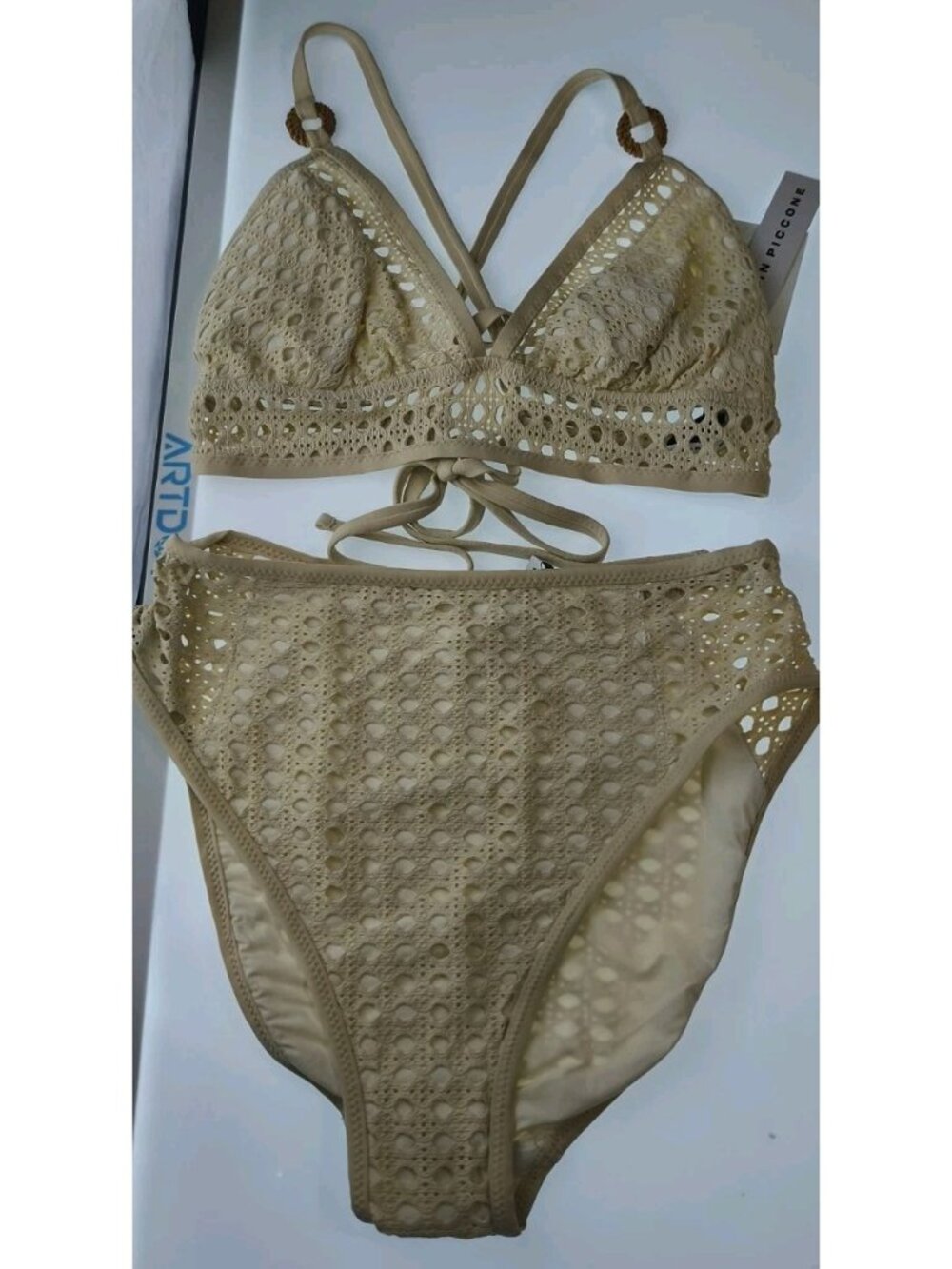 Robin Piccone NWT Crochet Triangle Halter Bikini Set Women's Medium Cream Sand